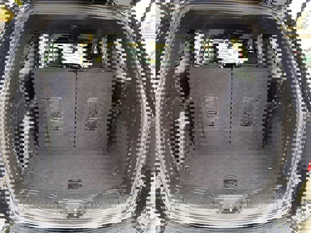 Used 2024 Dodge Durango GT image 28