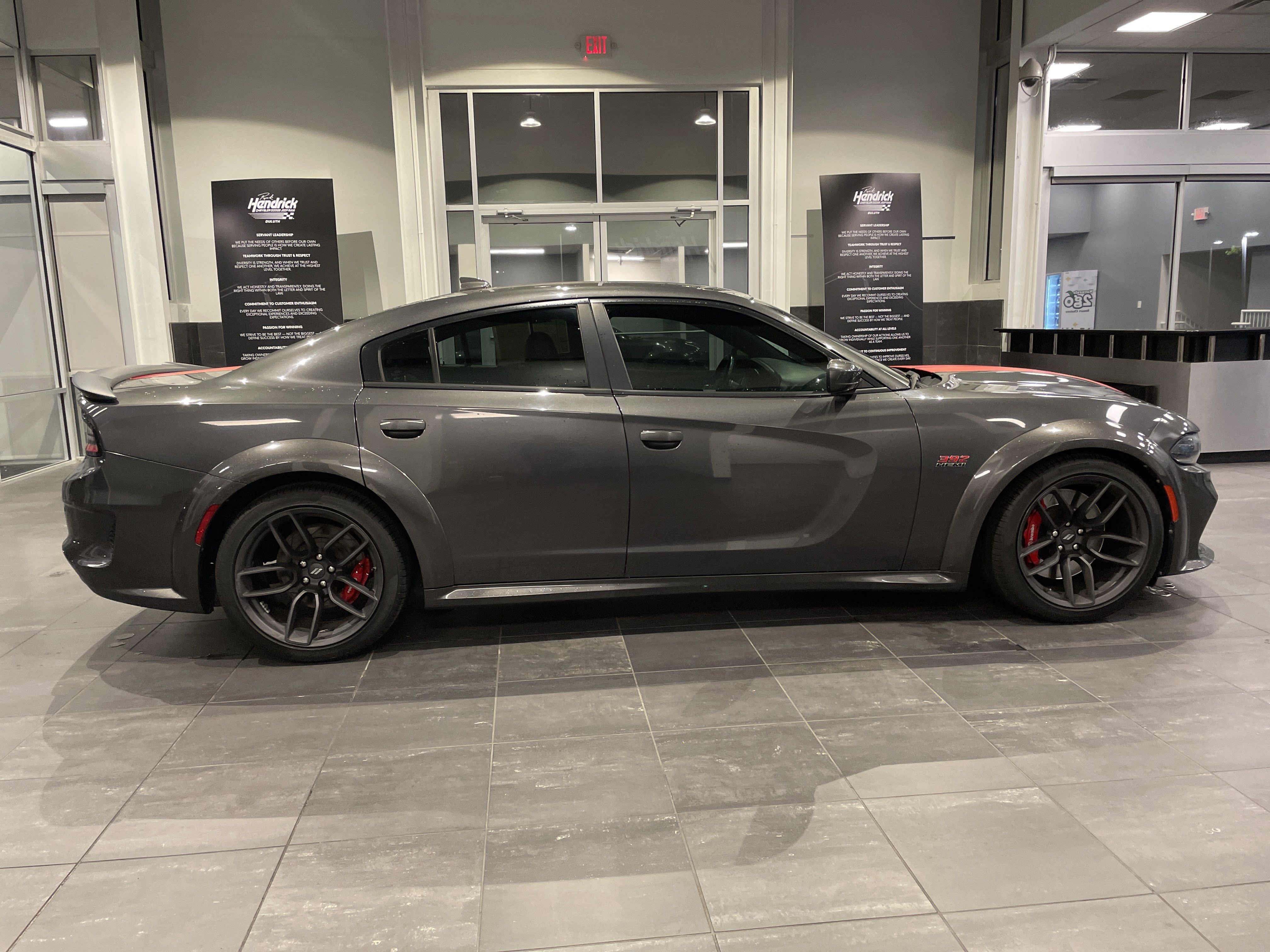 Used 2020 Dodge Charger Scat Pack RWD image 13