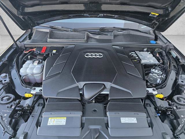 Used 2022 Audi Q7 Premium Plus w/ Premium Plus Package image 25