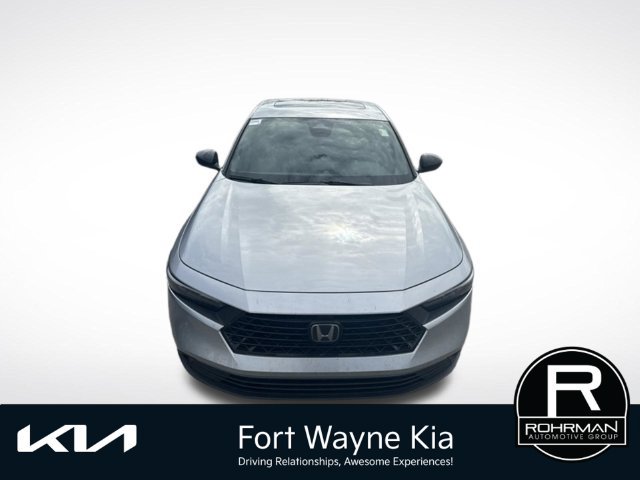 Used 2023 Honda Accord Sport image 9