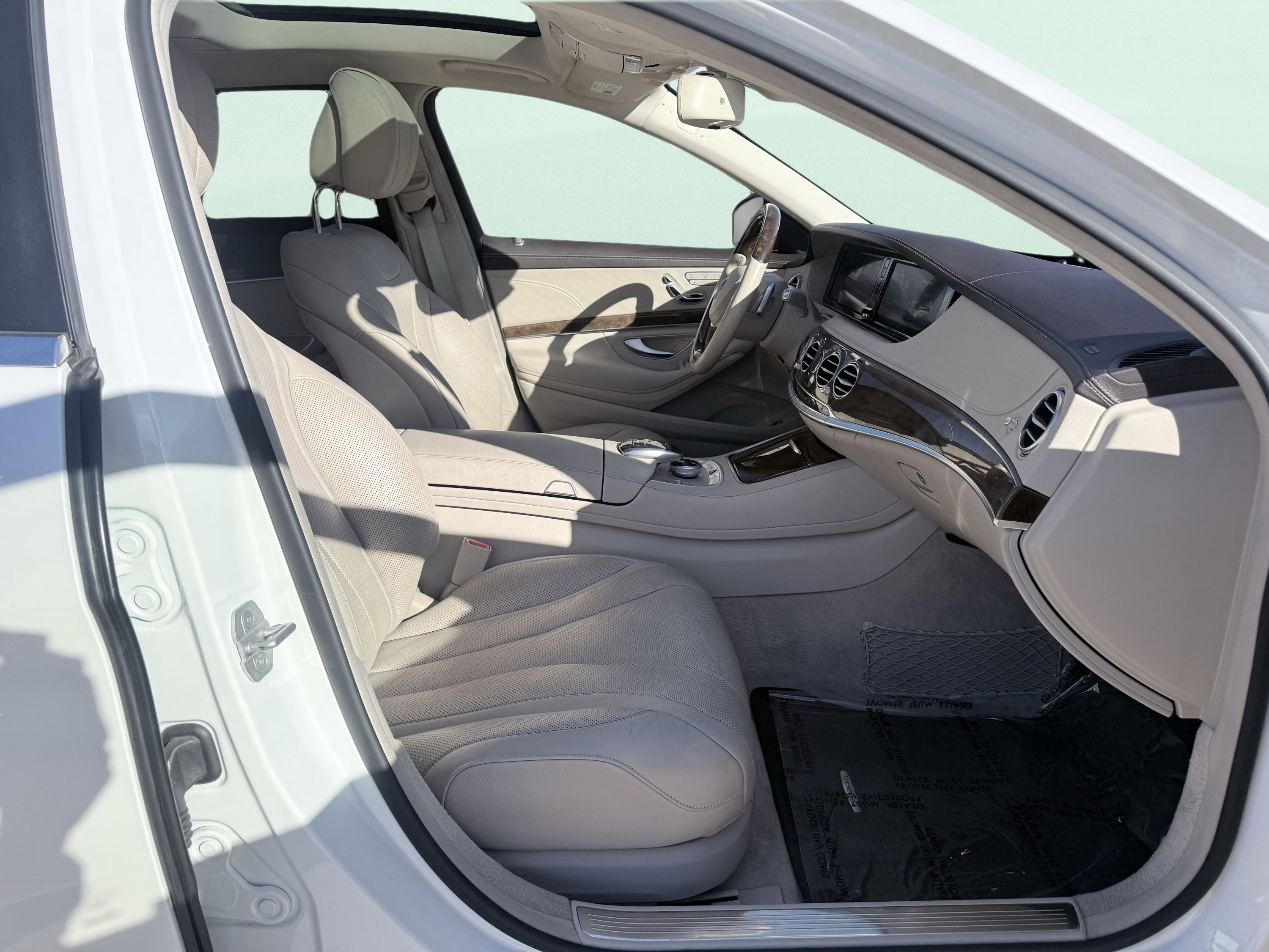 Used 2015 Mercedes-Benz S 550 Sedan w/ Premium 1 Package image 45