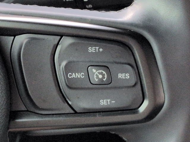 Used 2022 Jeep Wrangler Unlimited Sport AWD/4WD image 23