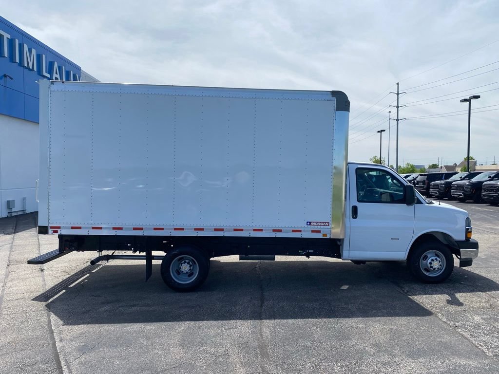 New 2026 Chevrolet Express 3500 w/ Power Convenience Package RWD image 8