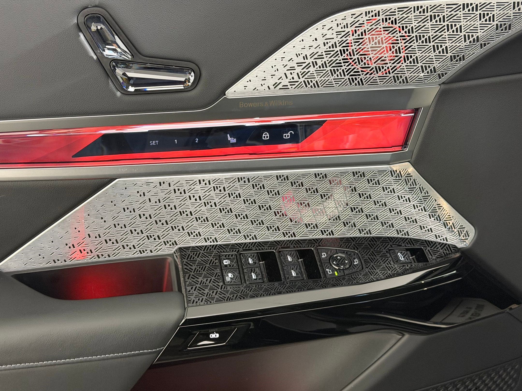 Used 2024 BMW 760i xDrive 760i xDrive image 24