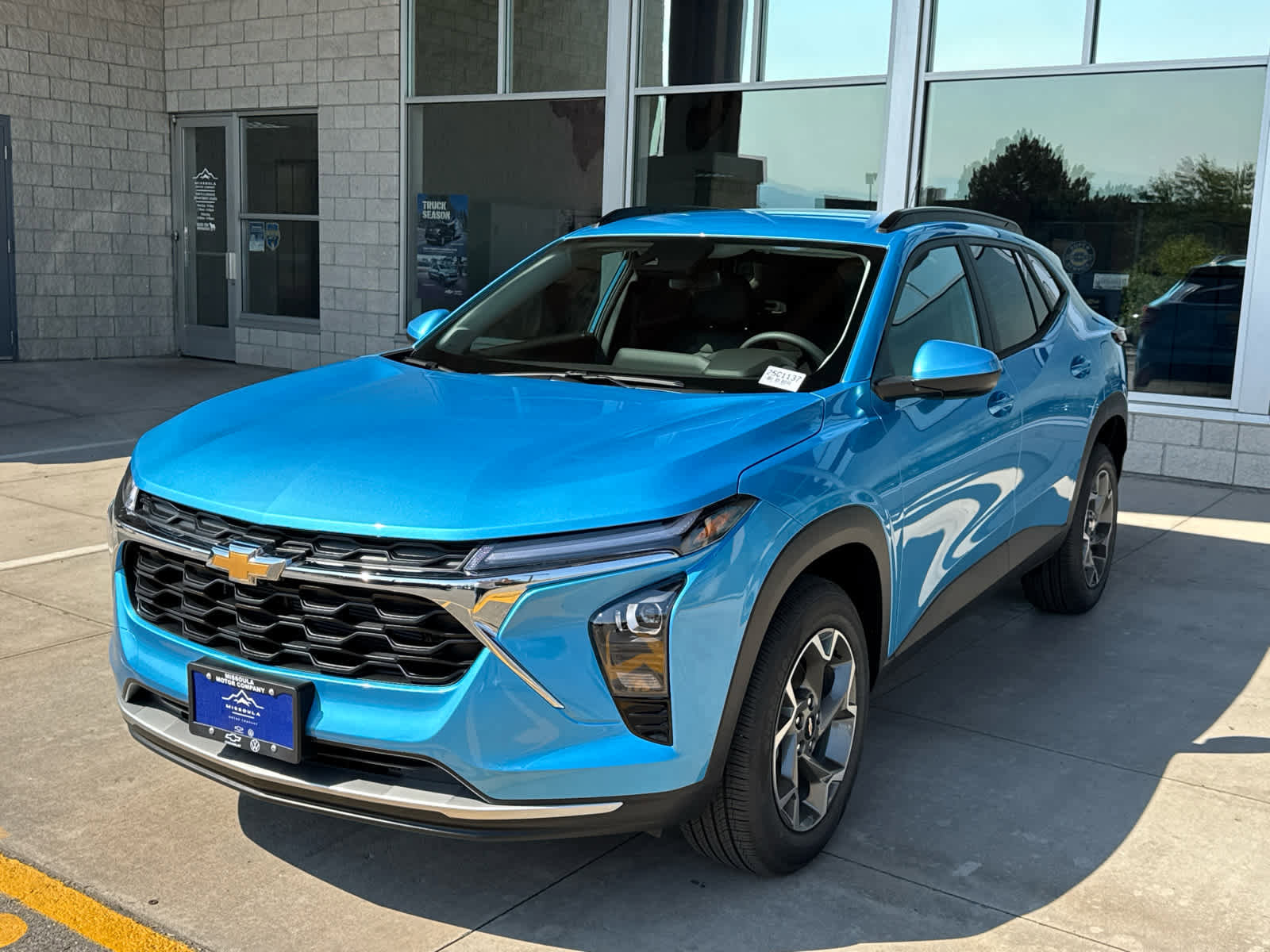 New 2025 Chevrolet Trax LT