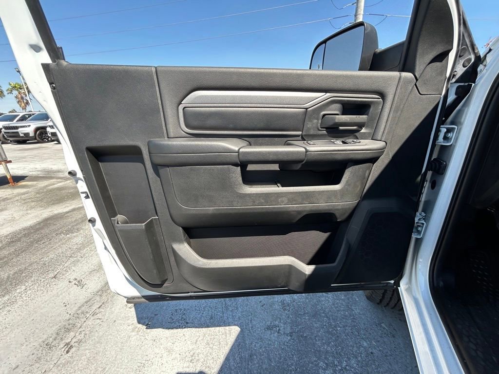 Used 2022 RAM 2500 Tradesman image 28