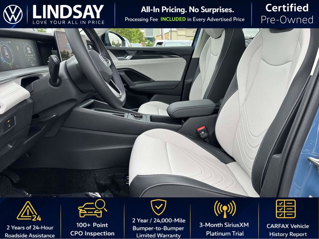 Used 2025 Volkswagen Tiguan SE AWD/4WD image 12