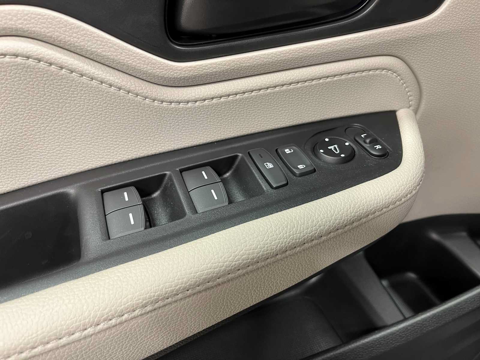 New 2026 Honda Odyssey EX-L image 13