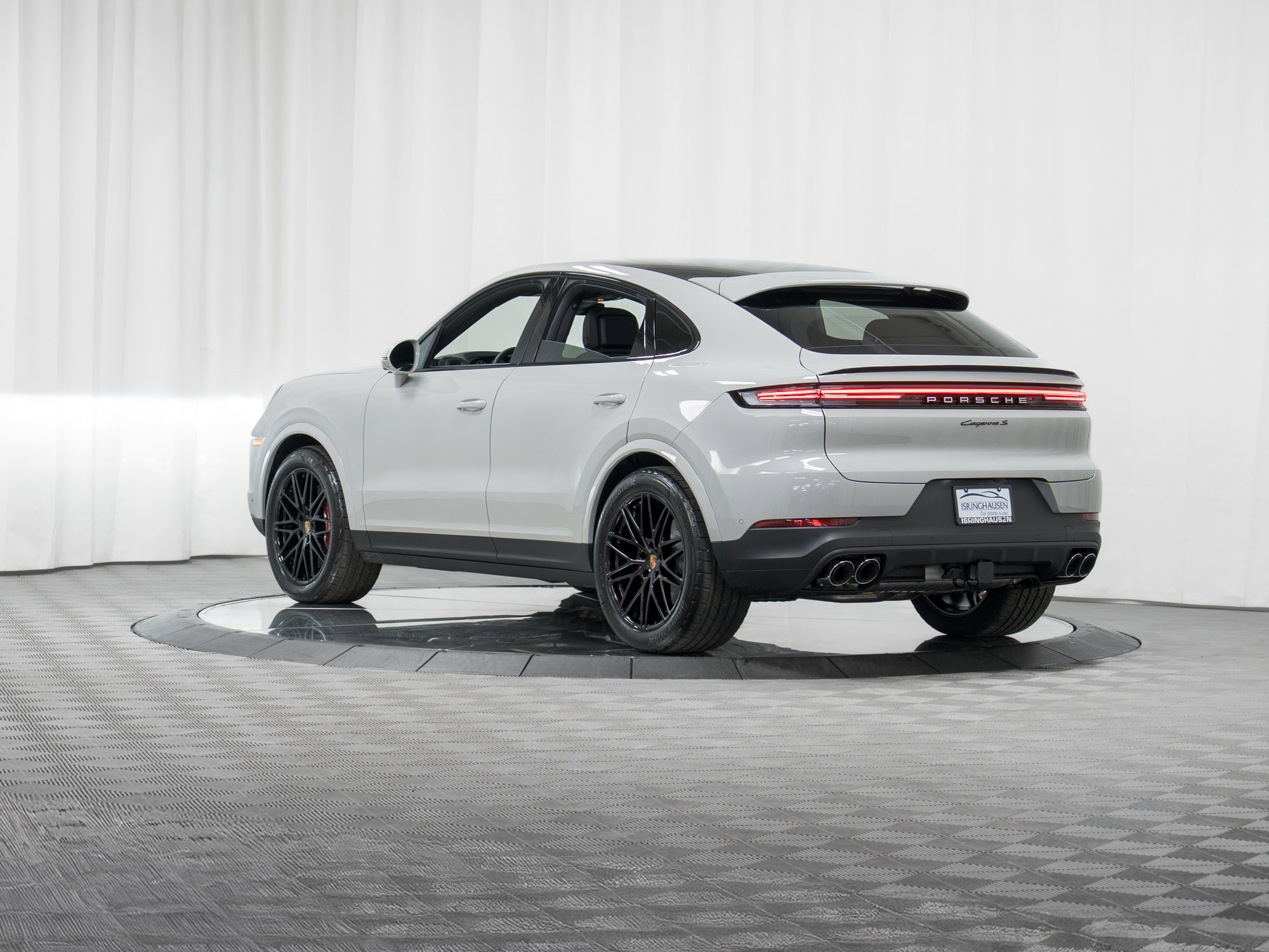 New 2026 Porsche Cayenne S image 32