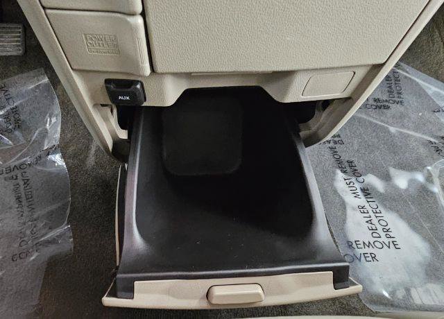 Used 2013 Honda Odyssey EX image 20