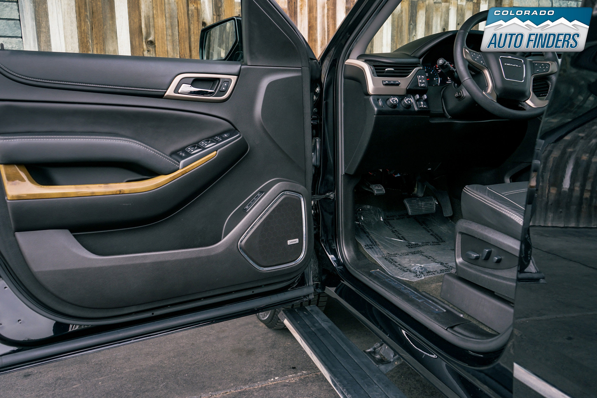 Used 2017 GMC Yukon XL Denali w/ Open Road Package image 9