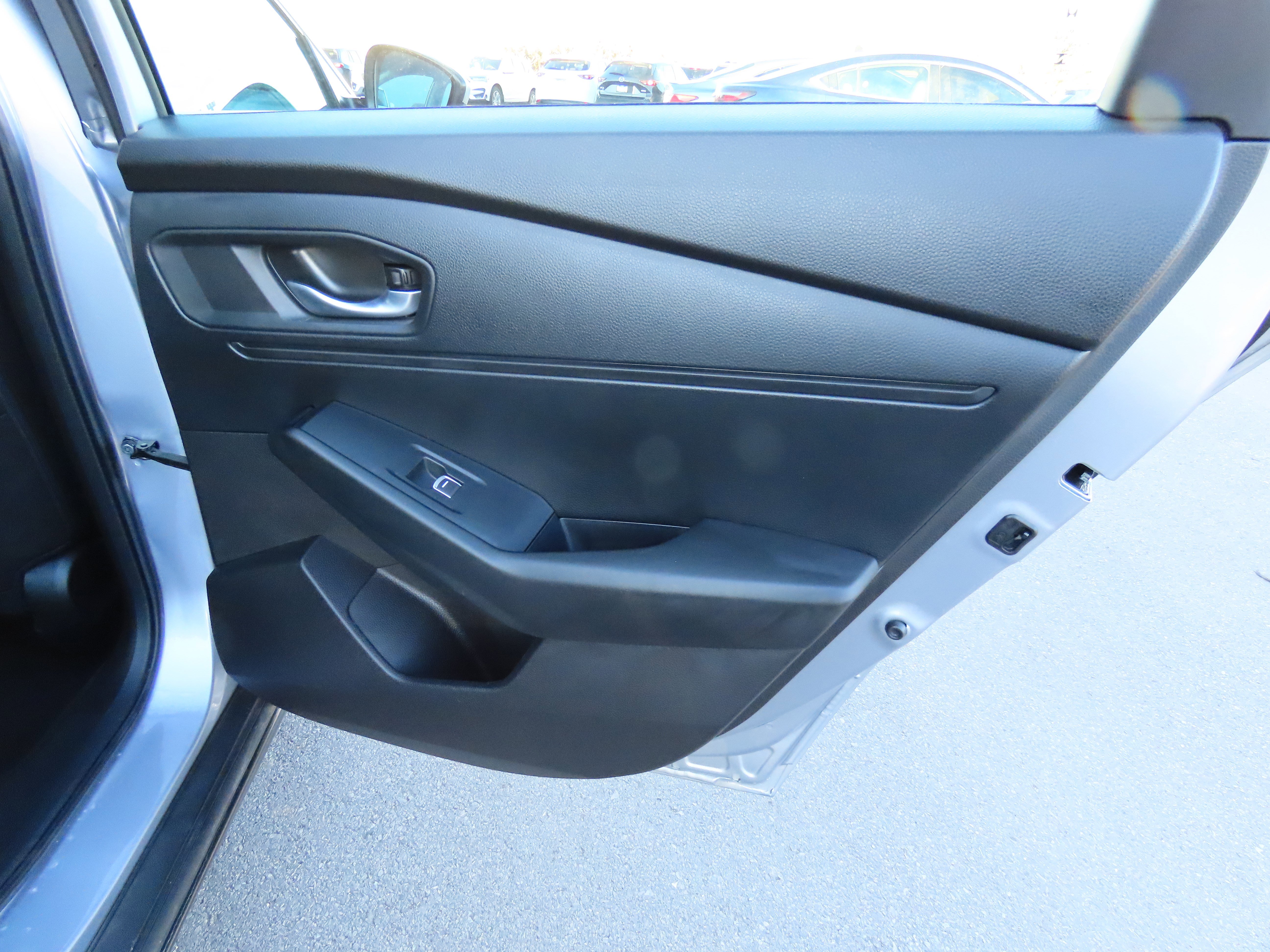 Used 2025 Honda Accord LX image 12