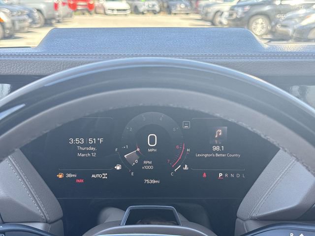 Used 2026 GMC Yukon XL Denali w/ Denali Reserve Package image 15