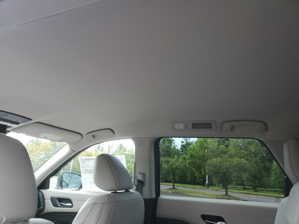 New 2026 Nissan Pathfinder SL FWD image 14