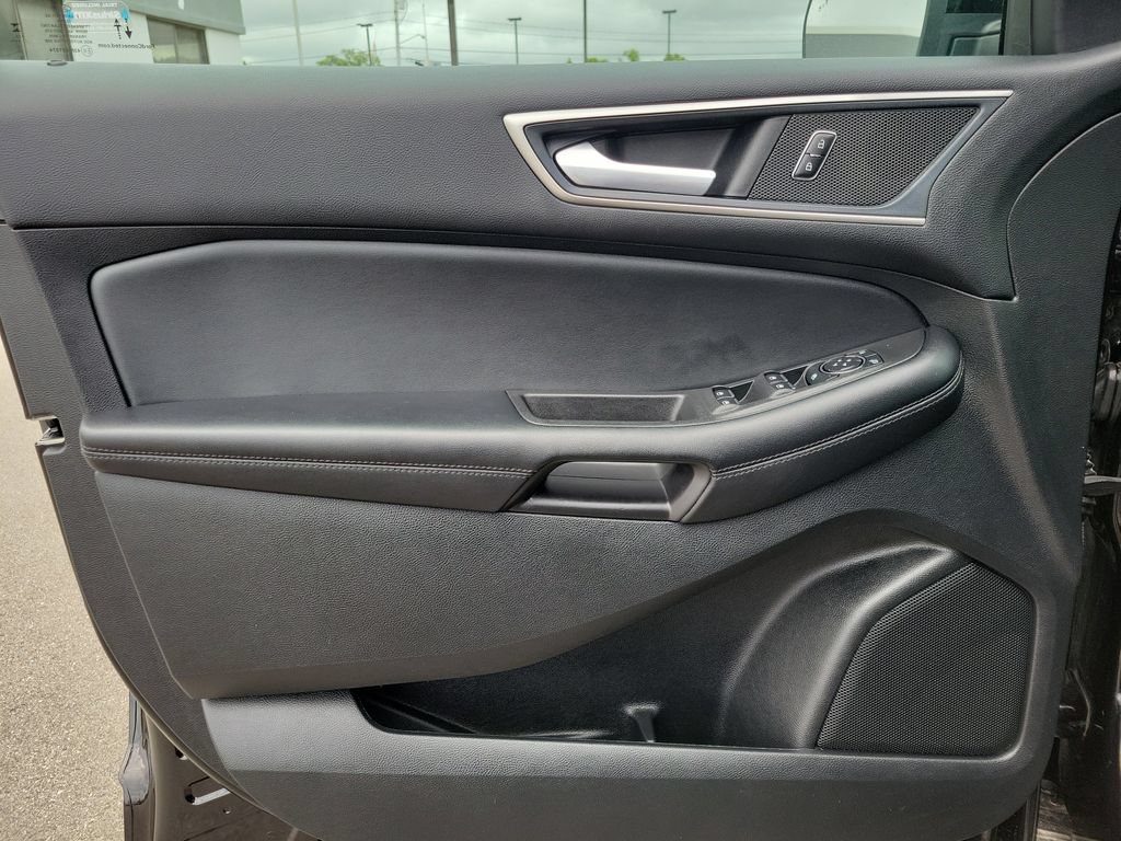 Used 2024 Ford Edge SEL w/ Convenience Package AWD/4WD image 17
