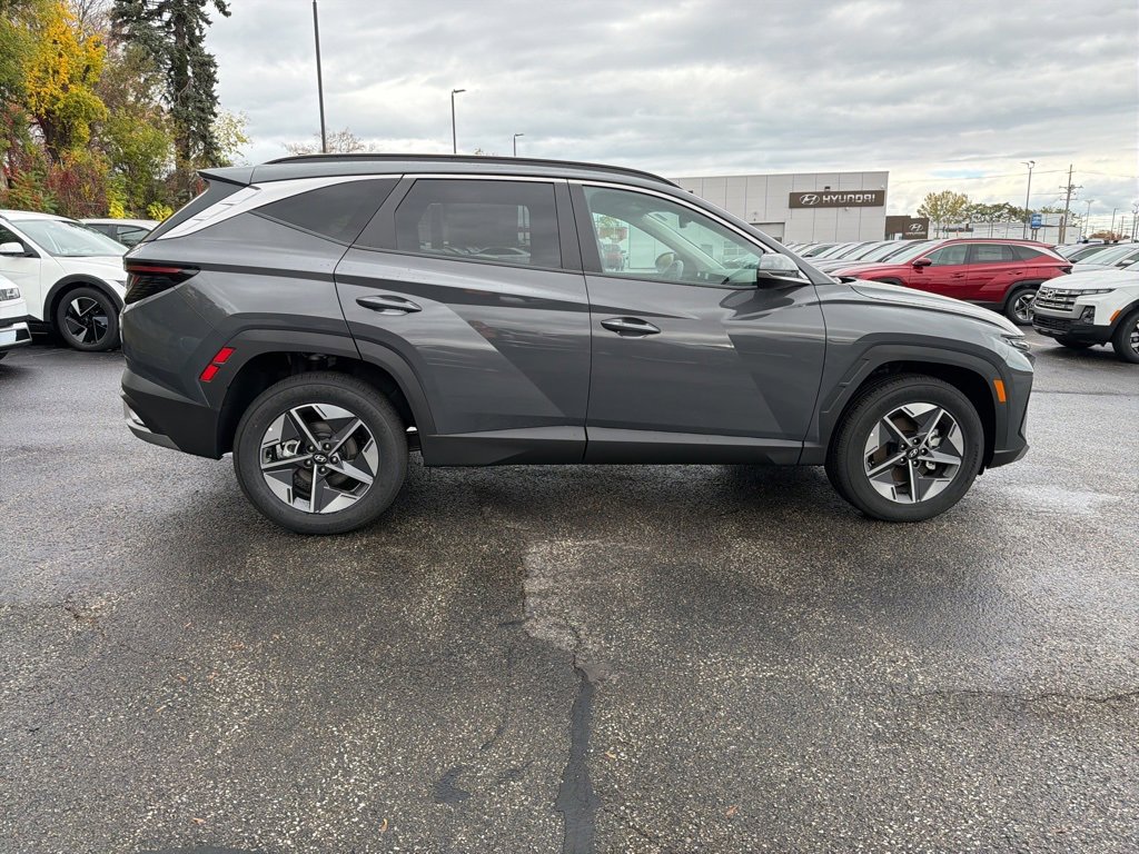 New 2025 Hyundai Tucson SEL image 8