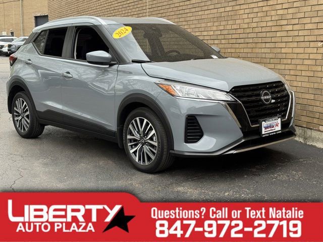 Used 2024 Nissan Kicks SV FWD image 1