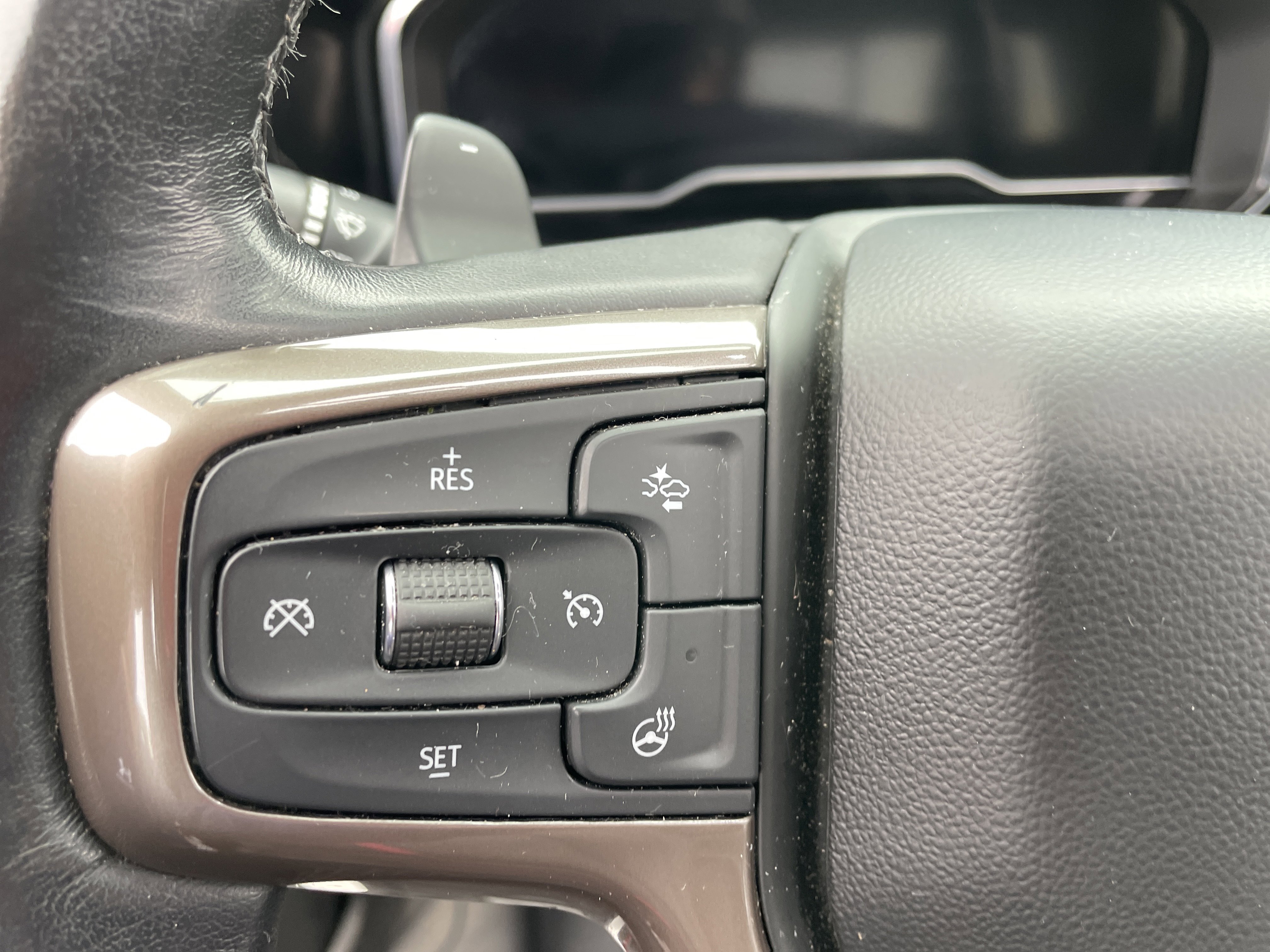 Certified 2022 Chevrolet Silverado 1500 High Country w/ High Country Premium Package image 35