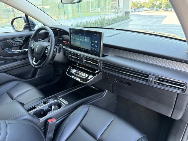 New 2026 Lincoln Corsair Premiere FWD image 19