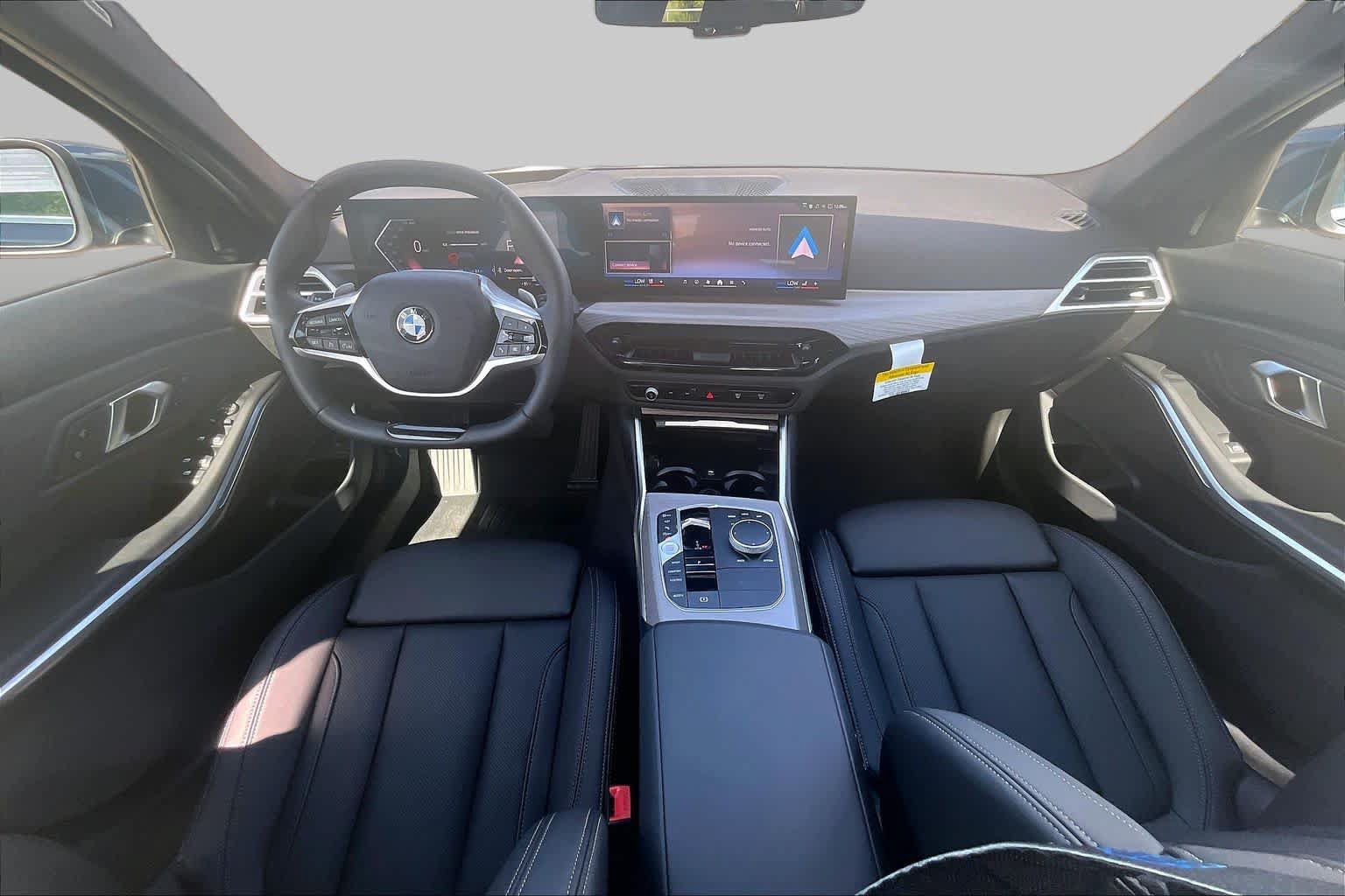 Used 2025 BMW 330i Sedan RWD image 13
