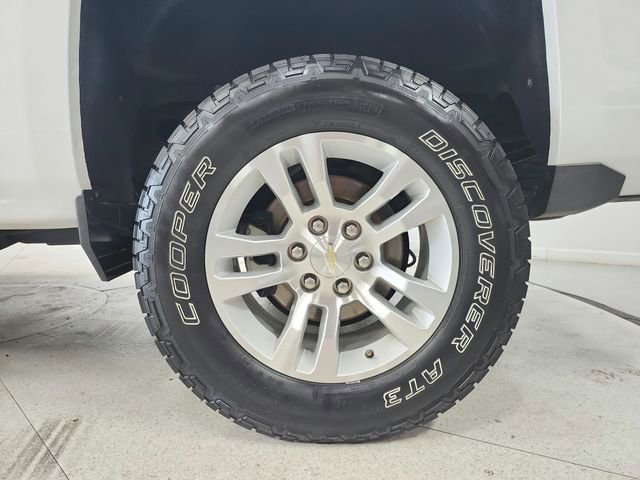 Used 2017 Chevrolet Silverado 1500 LT w/ All Star Edition image 45