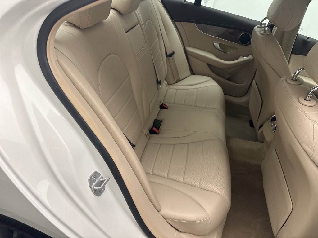 Used 2015 Mercedes-Benz C 300 Sedan w/ Luxury Package image 11