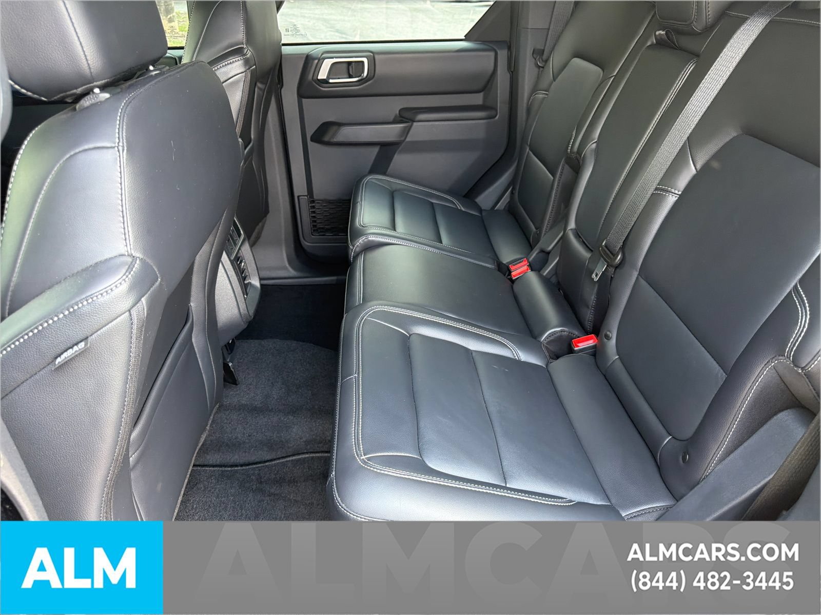 Used 2025 Ford Bronco Outer Banks AWD/4WD image 23