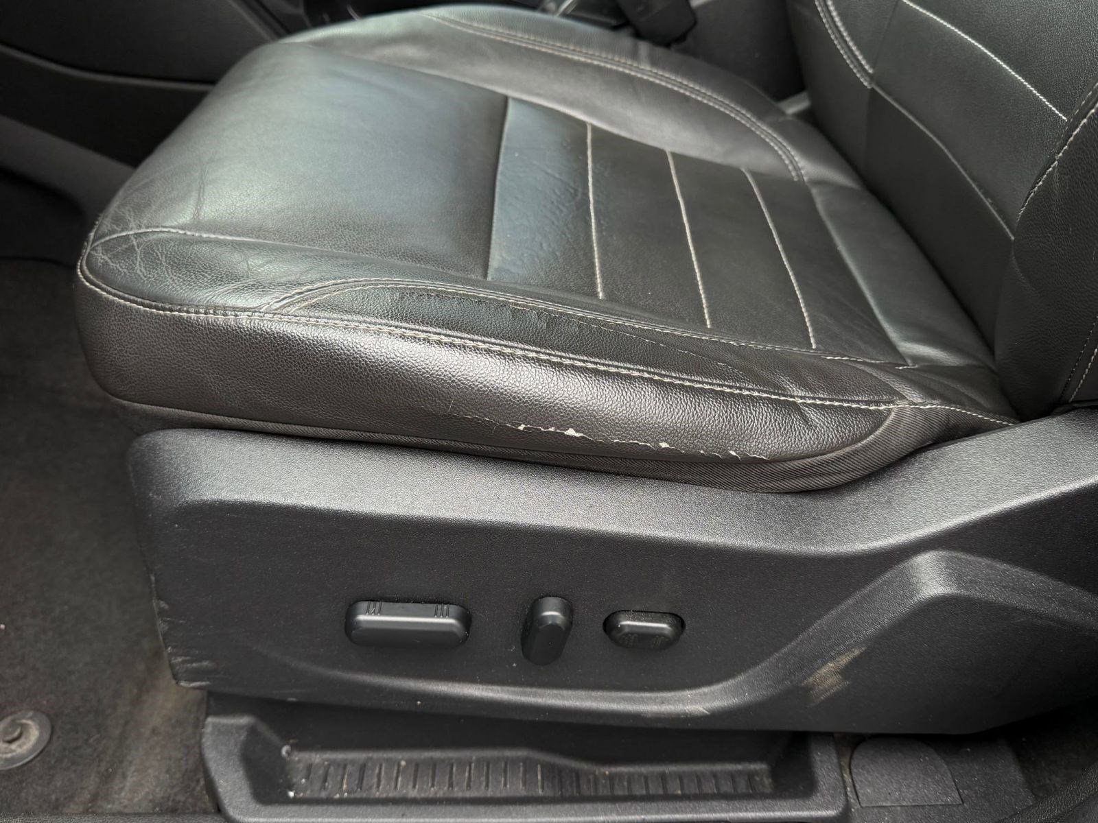 Used 2014 Ford Escape Titanium image 12