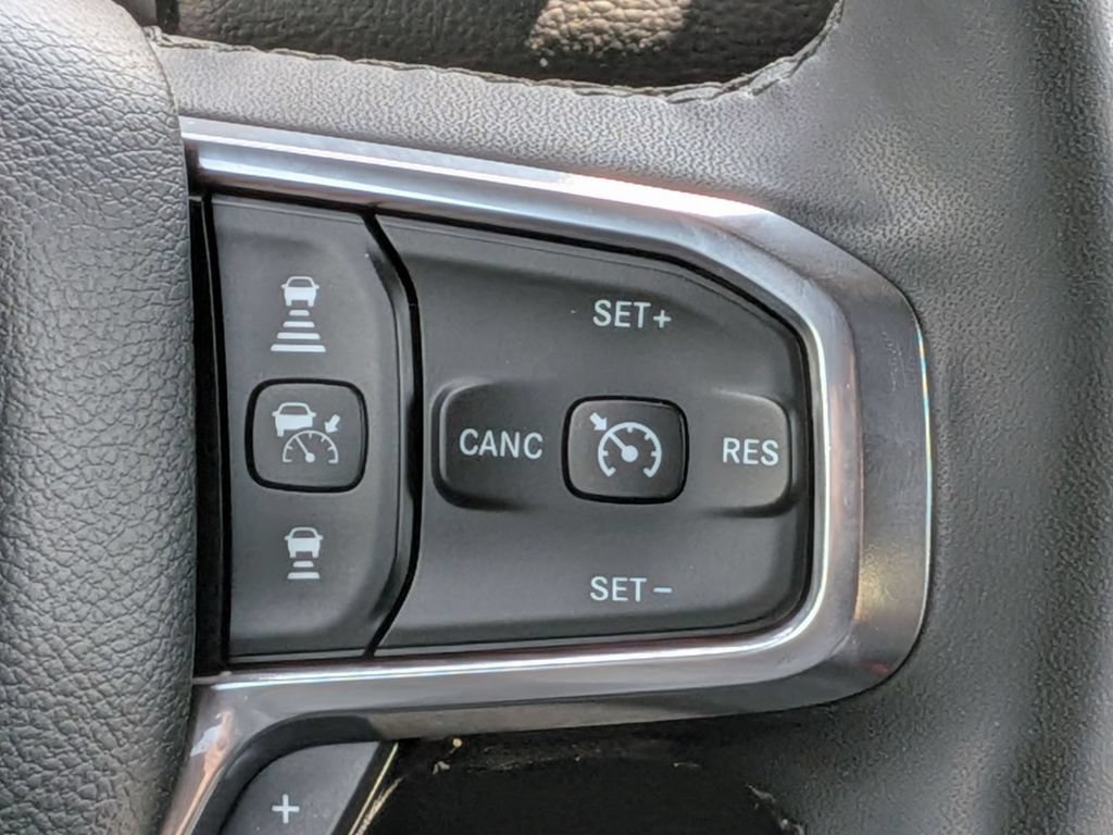 Used 2025 RAM 1500 Laramie AWD/4WD image 20