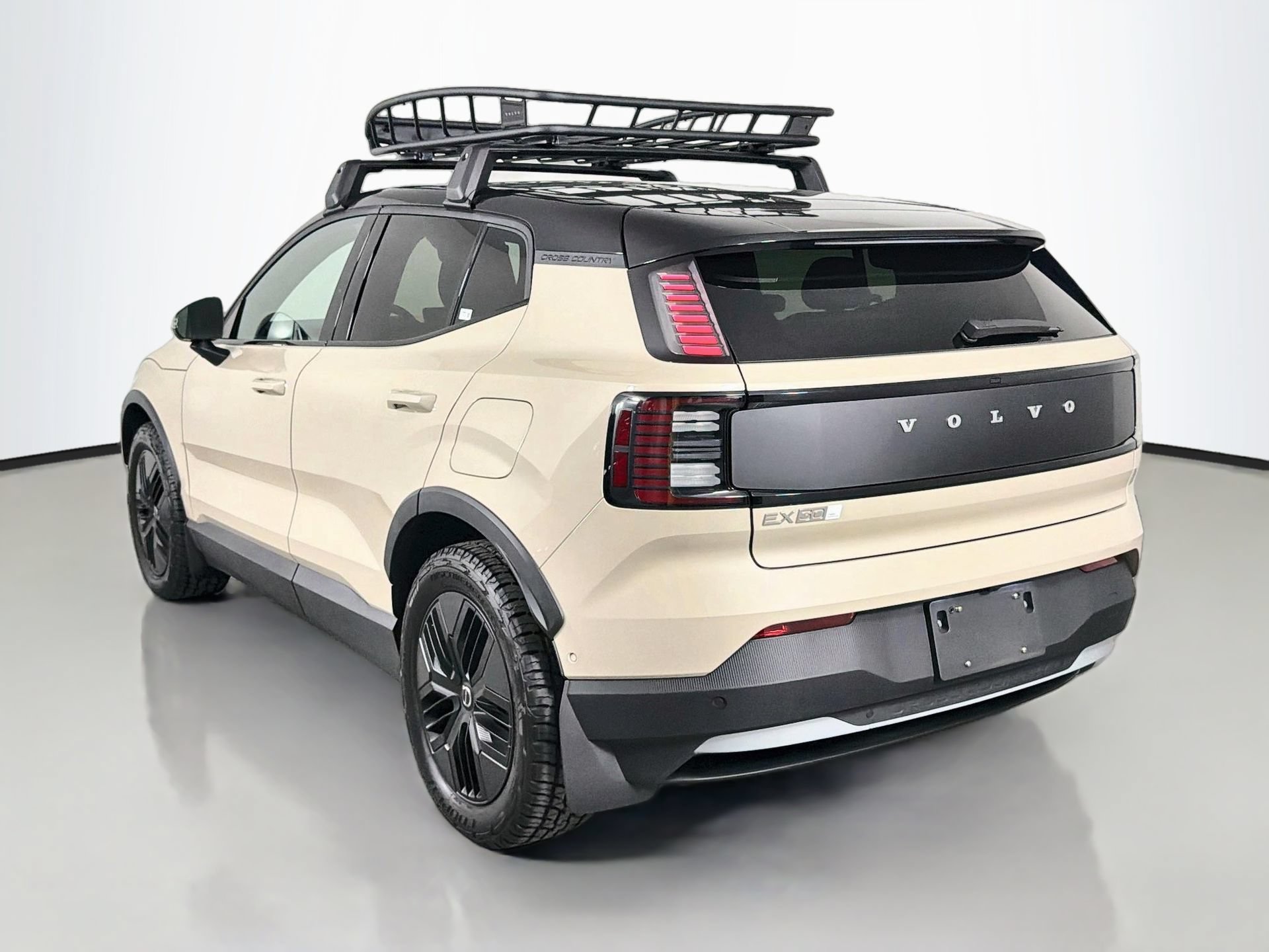 Certified 2026 Volvo EX30 Cross Country Ultra AWD/4WD image 8