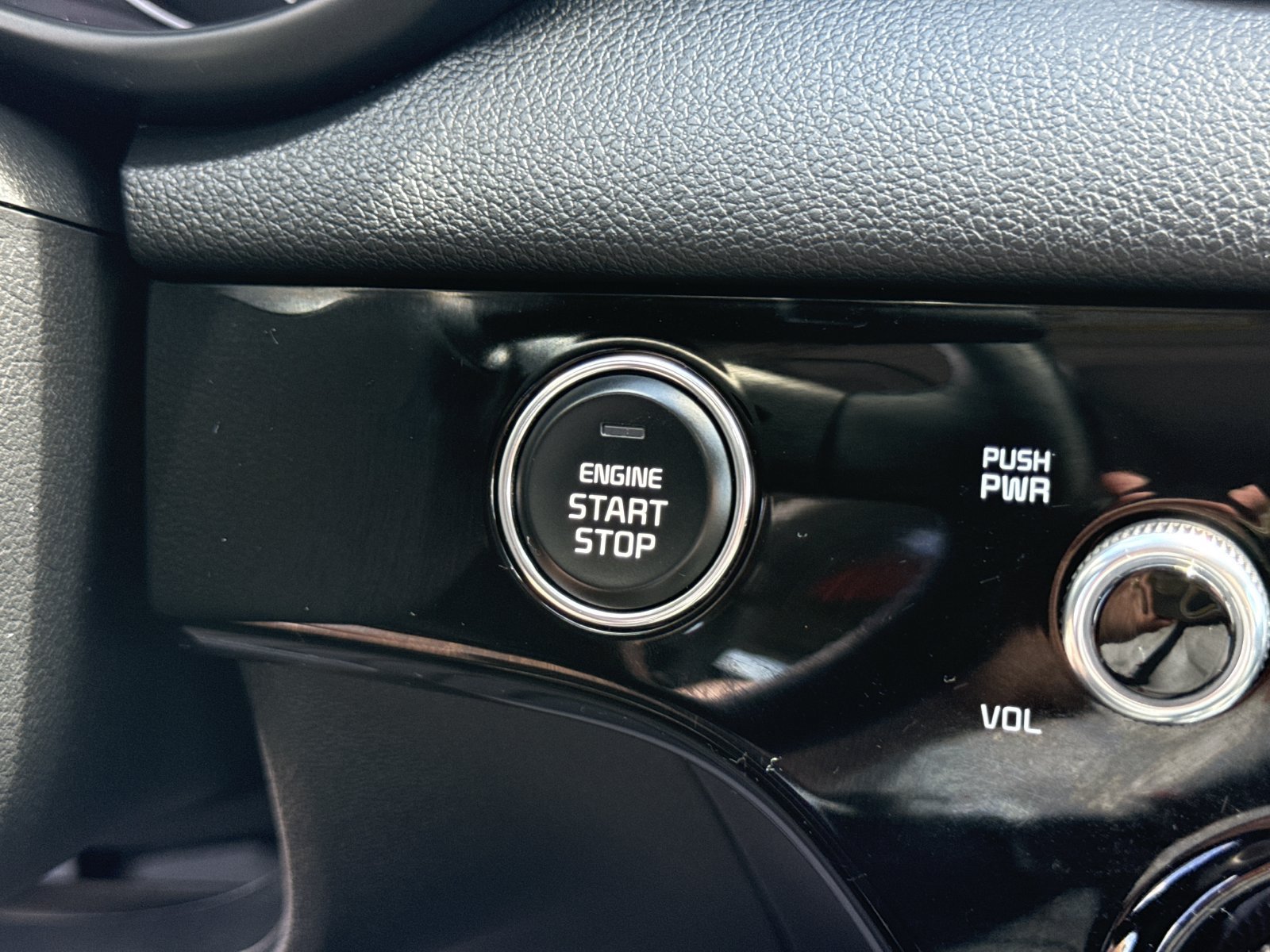 Used 2022 Kia Sportage EX w/ EX Technology Package FWD image 39