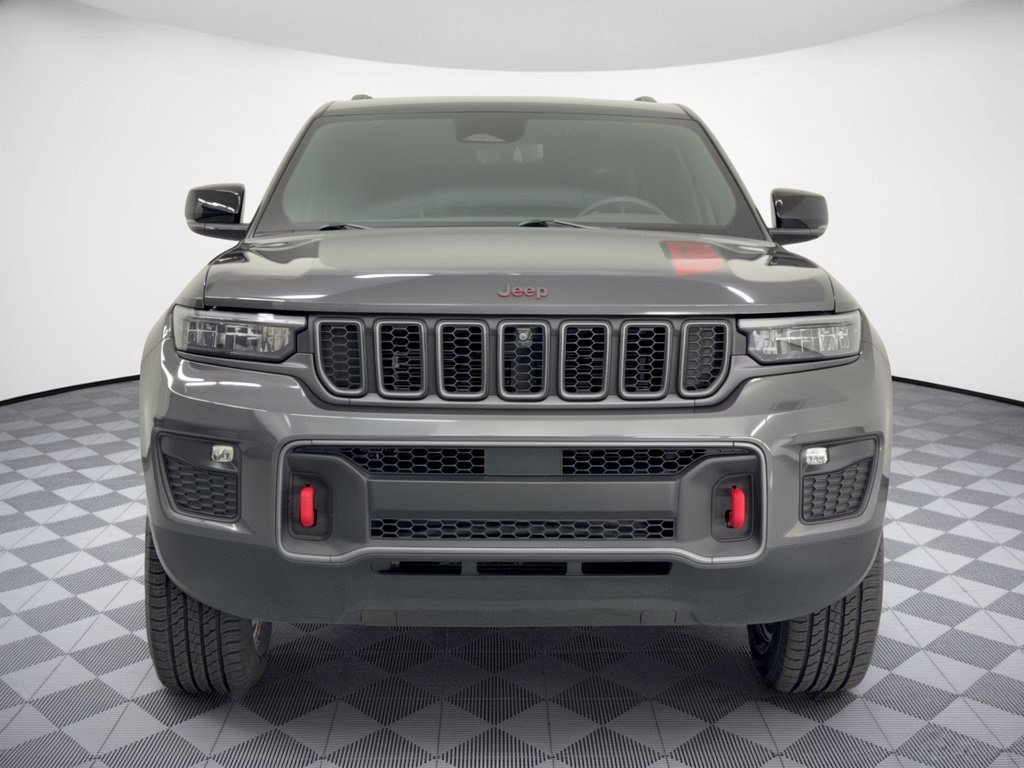 Used 2022 Jeep Grand Cherokee Trailhawk w/ Luxury Tech Group III AWD/4WD image 6