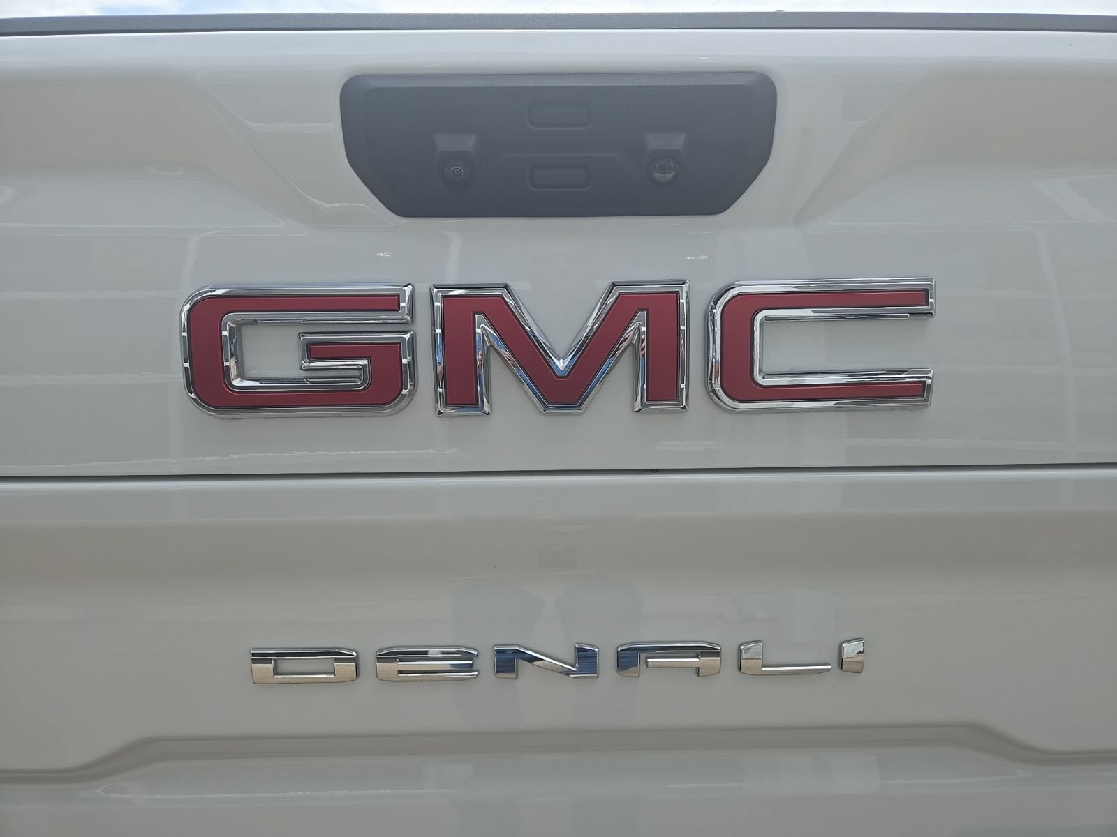 Used 2024 GMC Sierra 2500 Denali w/ Denali Reserve Package AWD/4WD image 20