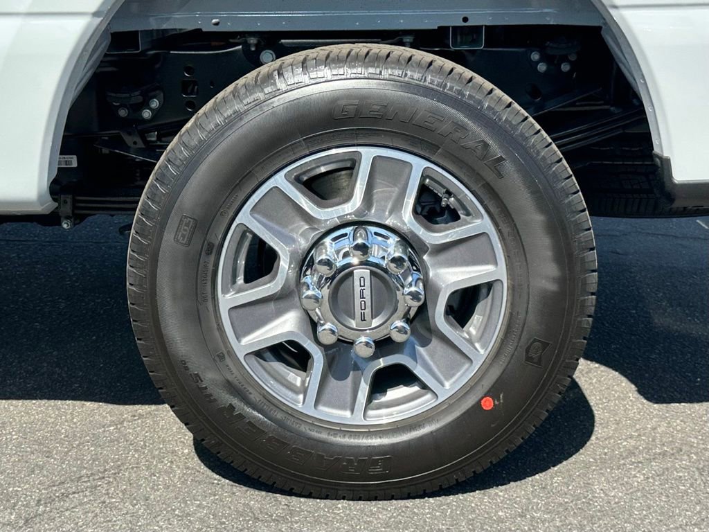 New 2026 Ford F350 Lariat image 12