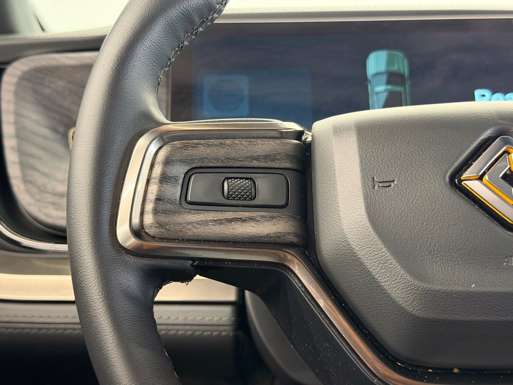 Used 2022 Rivian R1T Adventure AWD/4WD image 21