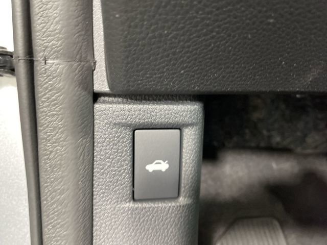 New 2025 Honda Accord SE image 38