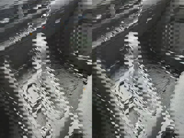 Used 2023 Chevrolet Colorado W/T image 30