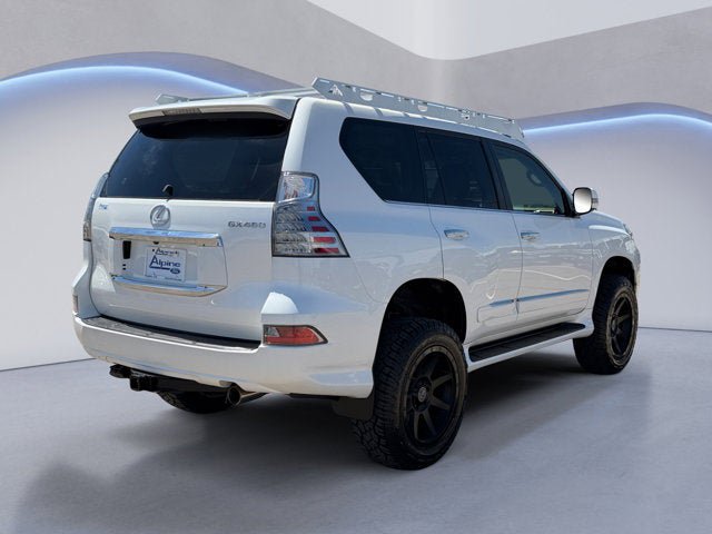Used 2018 Lexus GX 460 w/ Preferred Accessory Package AWD/4WD image 5
