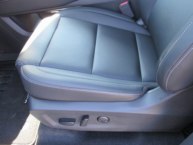 Used 2025 Nissan Murano SV image 16