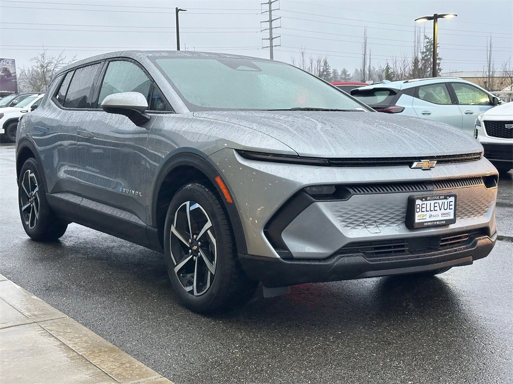 New 2026 Chevrolet Equinox EV LT image 7