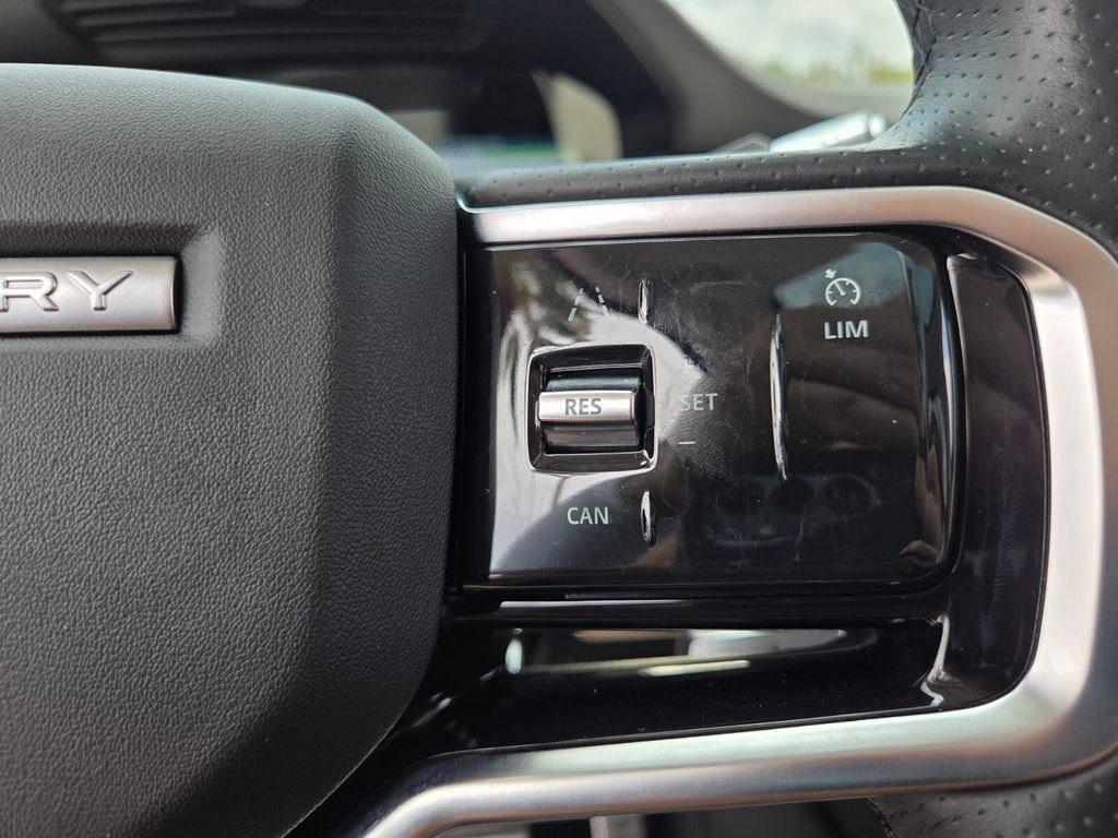 Used 2021 Land Rover Discovery Sport SE R-Dynamic AWD/4WD image 20