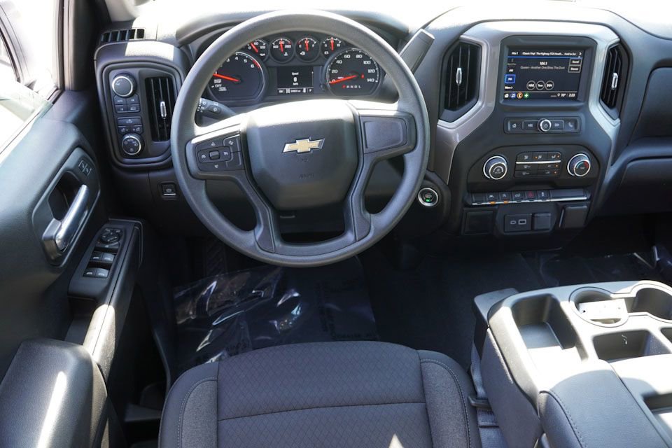 Certified 2024 Chevrolet Silverado 1500 Custom image 19