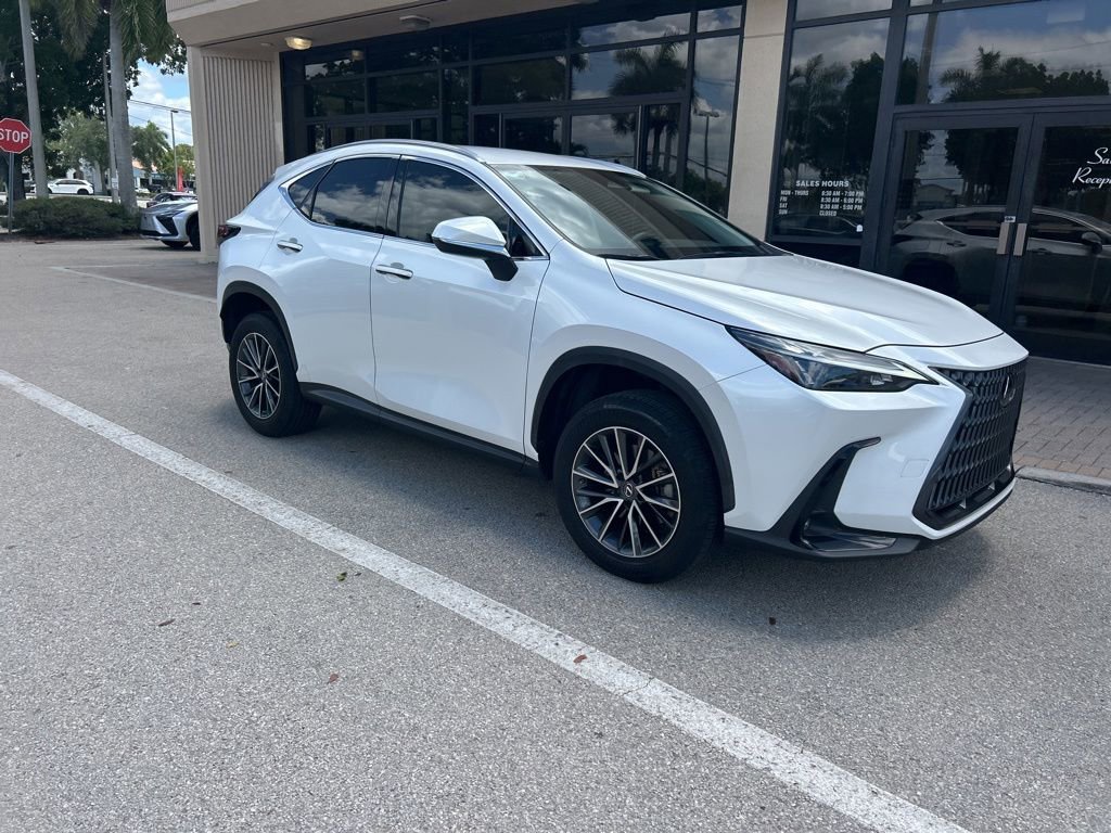 Used 2023 Lexus NX 250 FWD w/ Towing Package (2000 Lbs) image 1