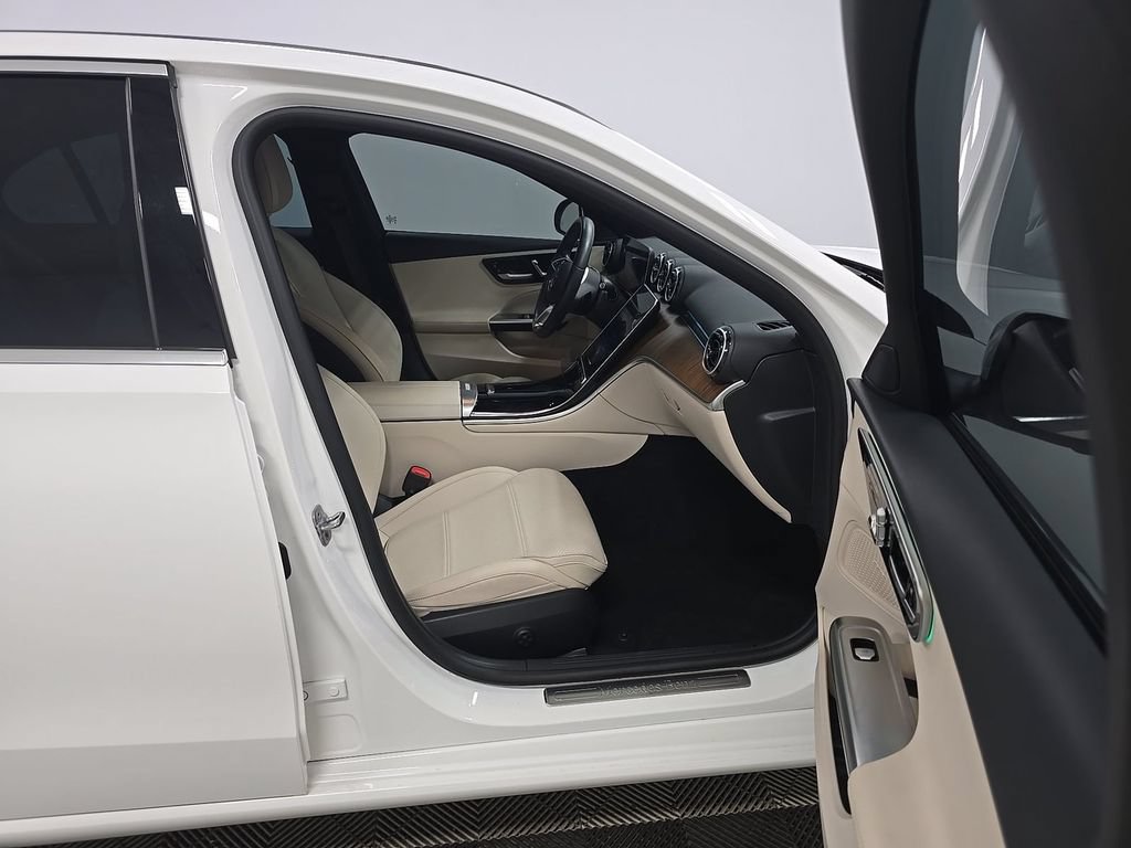 Certified 2024 Mercedes-Benz C 300 Sedan image 8