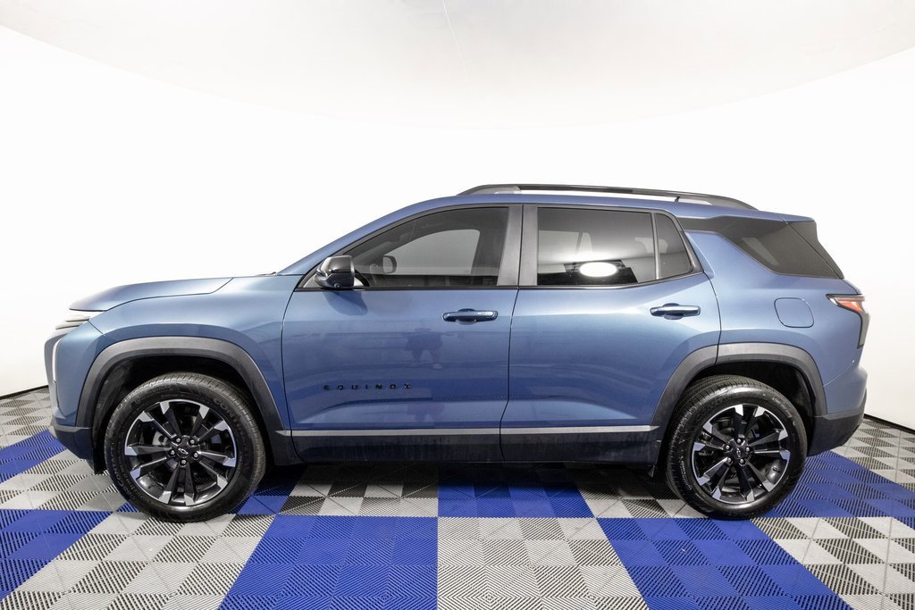 Used 2025 Chevrolet Equinox RS w/ Safety and Technology Package image 8