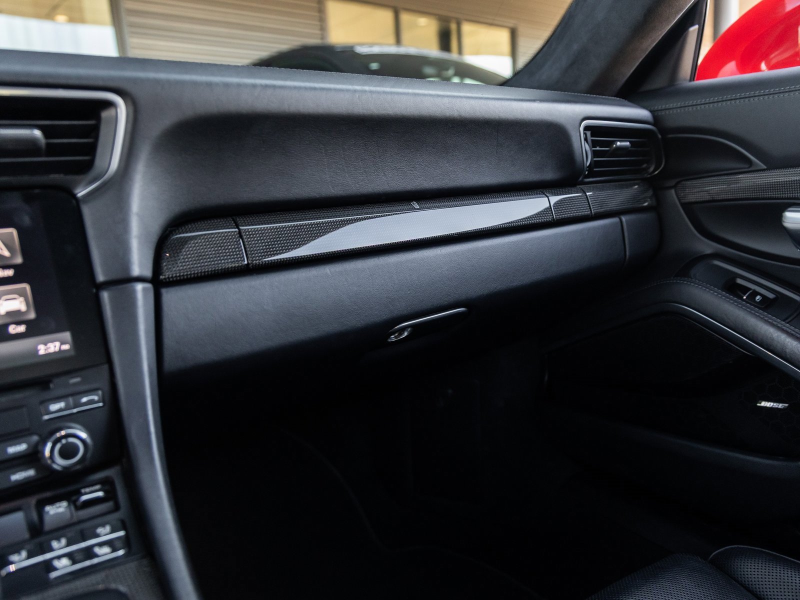 Used 2018 Porsche 911 Turbo image 37