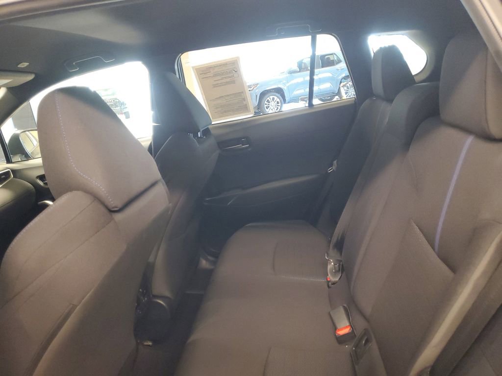 Used 2024 Toyota Corolla Cross SE image 10