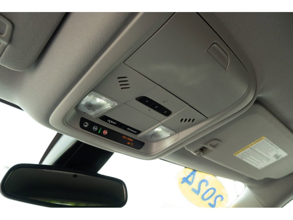 Used 2024 Chevrolet Blazer LT w/ Convenience Package FWD image 34