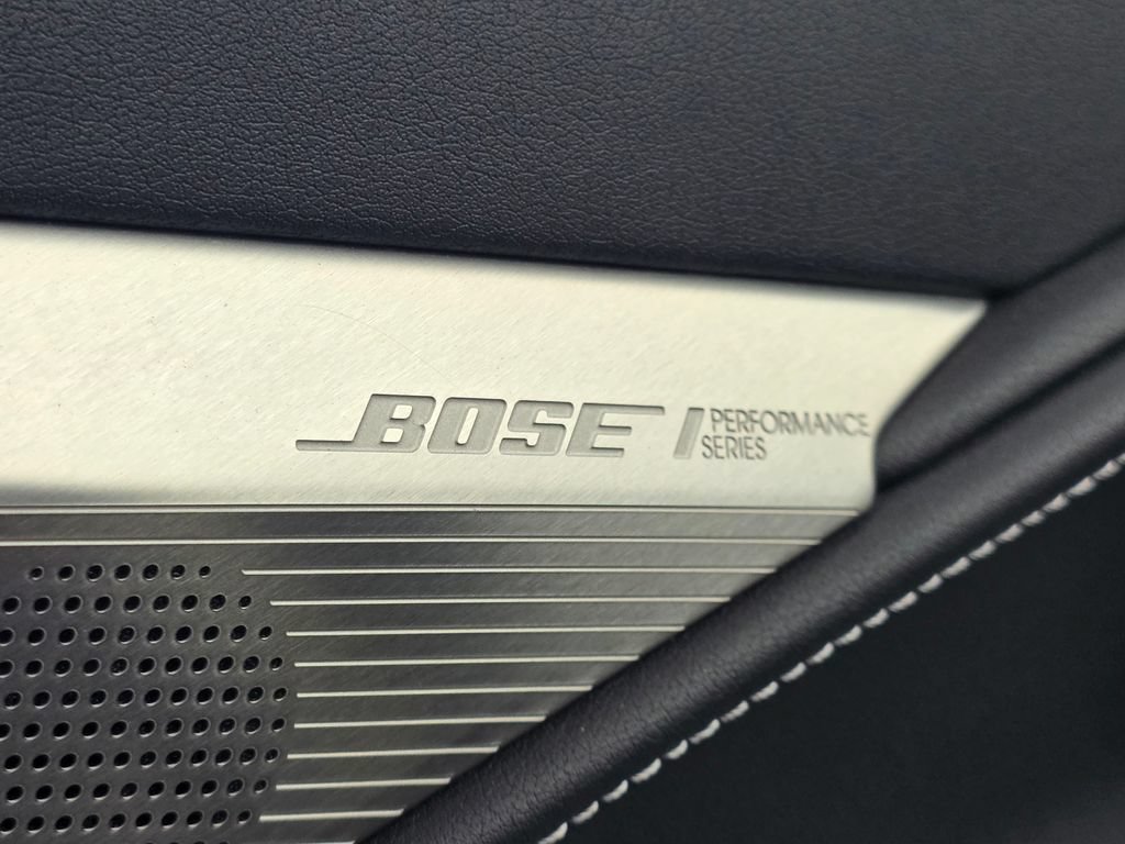 Used 2025 Chevrolet Corvette Z06 RWD image 16