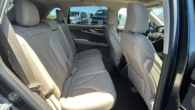 Used 2022 Lincoln Nautilus Reserve w/ Equipment Group 201A AWD/4WD image 13